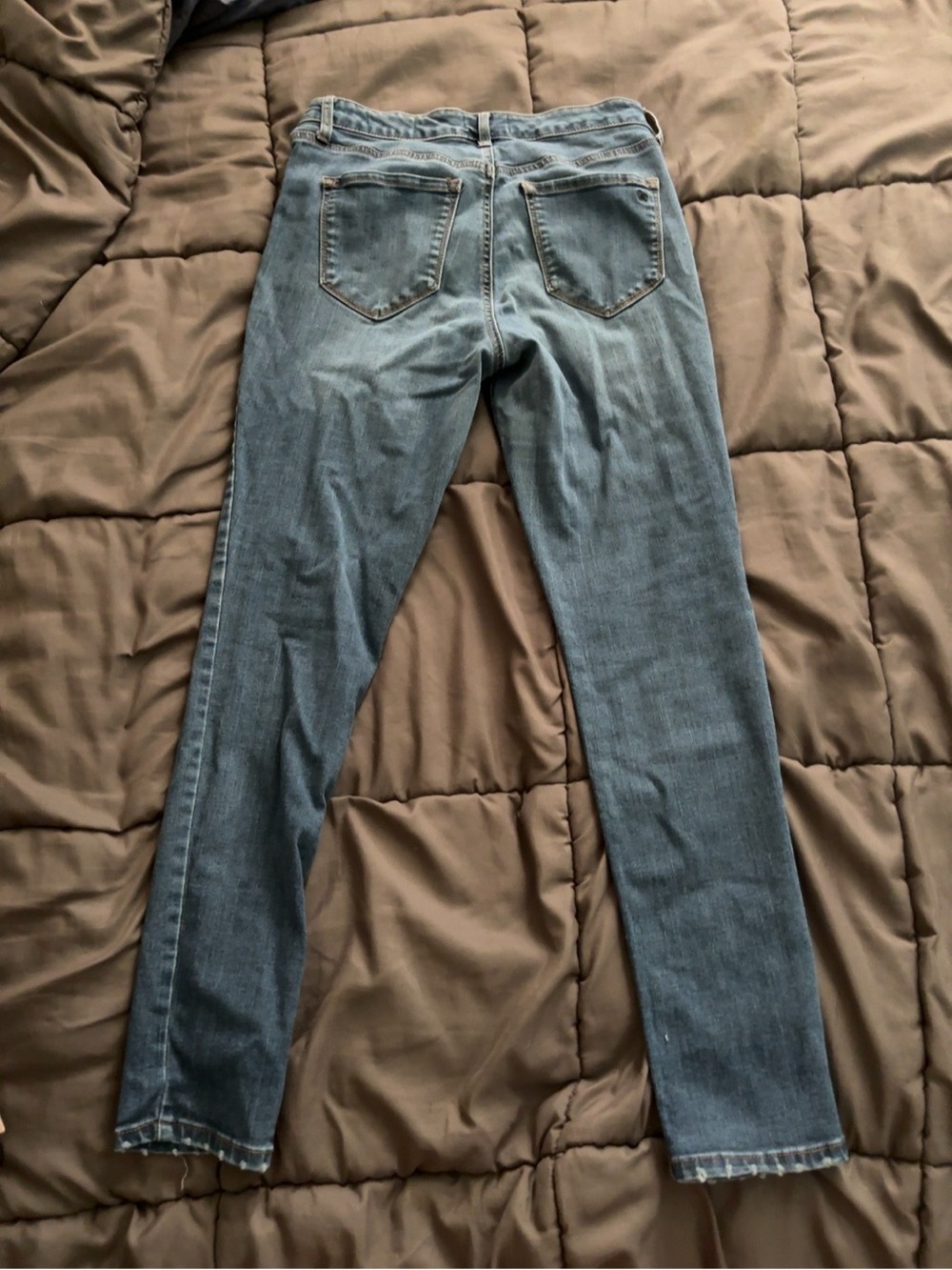 Jessica Simpson Adored High Rise Skinny Jeans Size 29 Medium Wash Stretch Denim - Picture 2 of 6